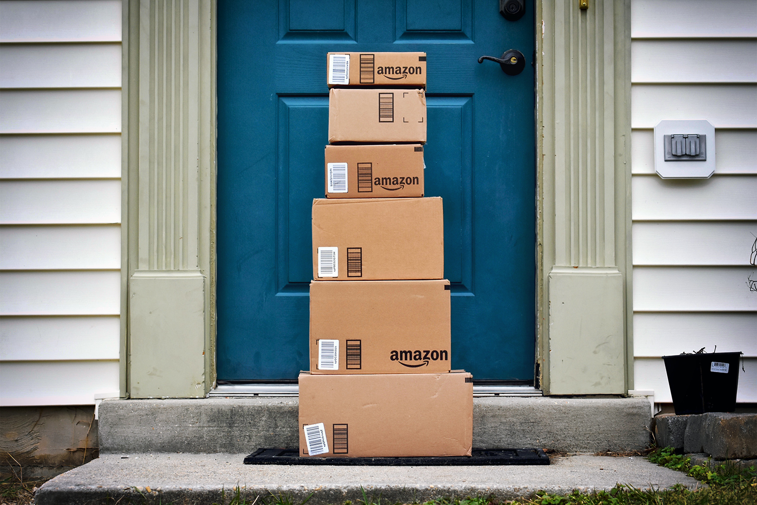 Amazon is photographing deliveries to show where they've been left