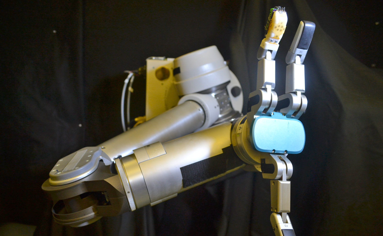 Stretchable artificial skin gives robots a human-like sense of touch