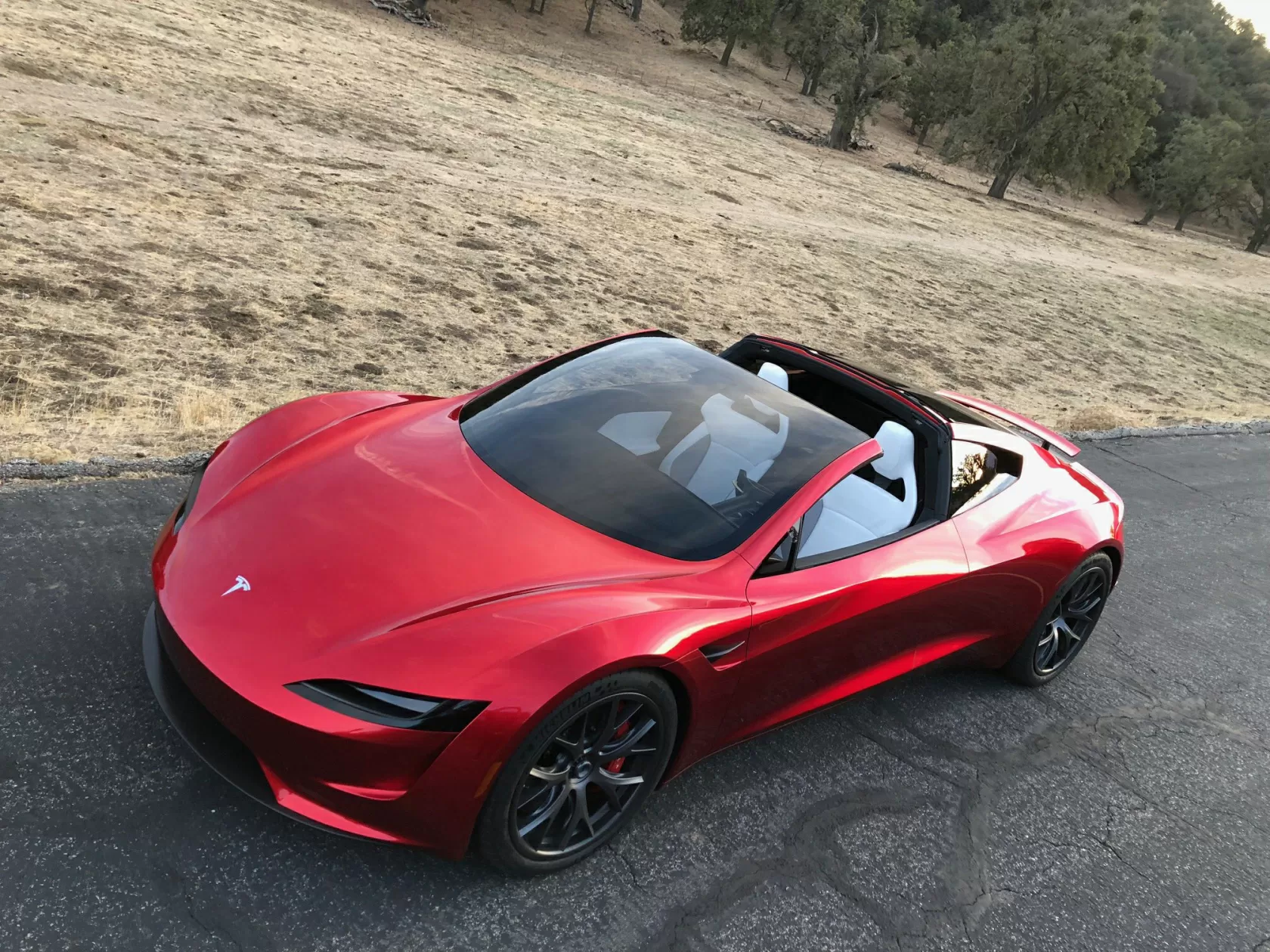 Tesla's $200,000 new Roadster will be the fastest production car ever