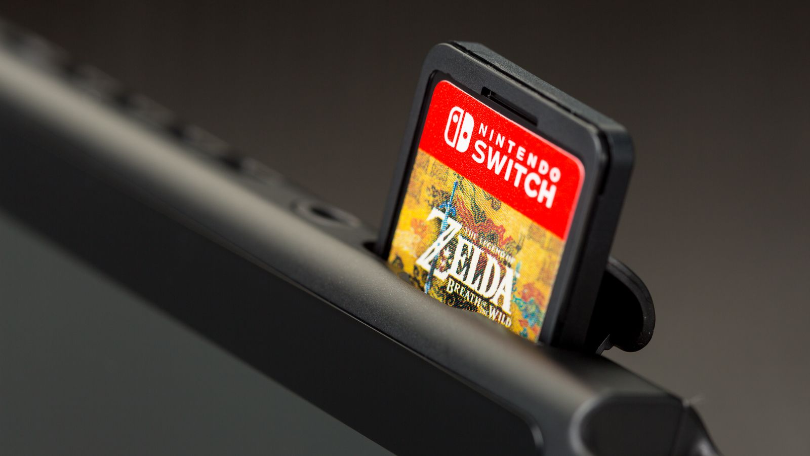 Nintendo reportedly delays 64GB Switch cartridges until 2019