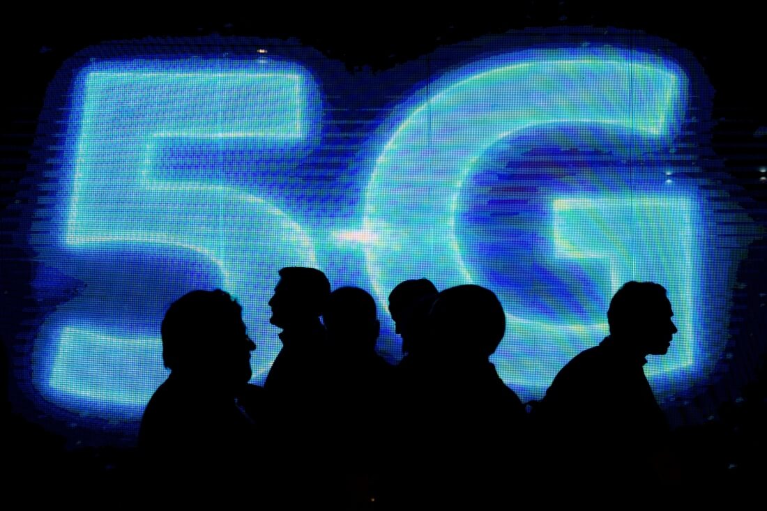AT&T to launch true 5G network in a dozen cities by the end of 2018