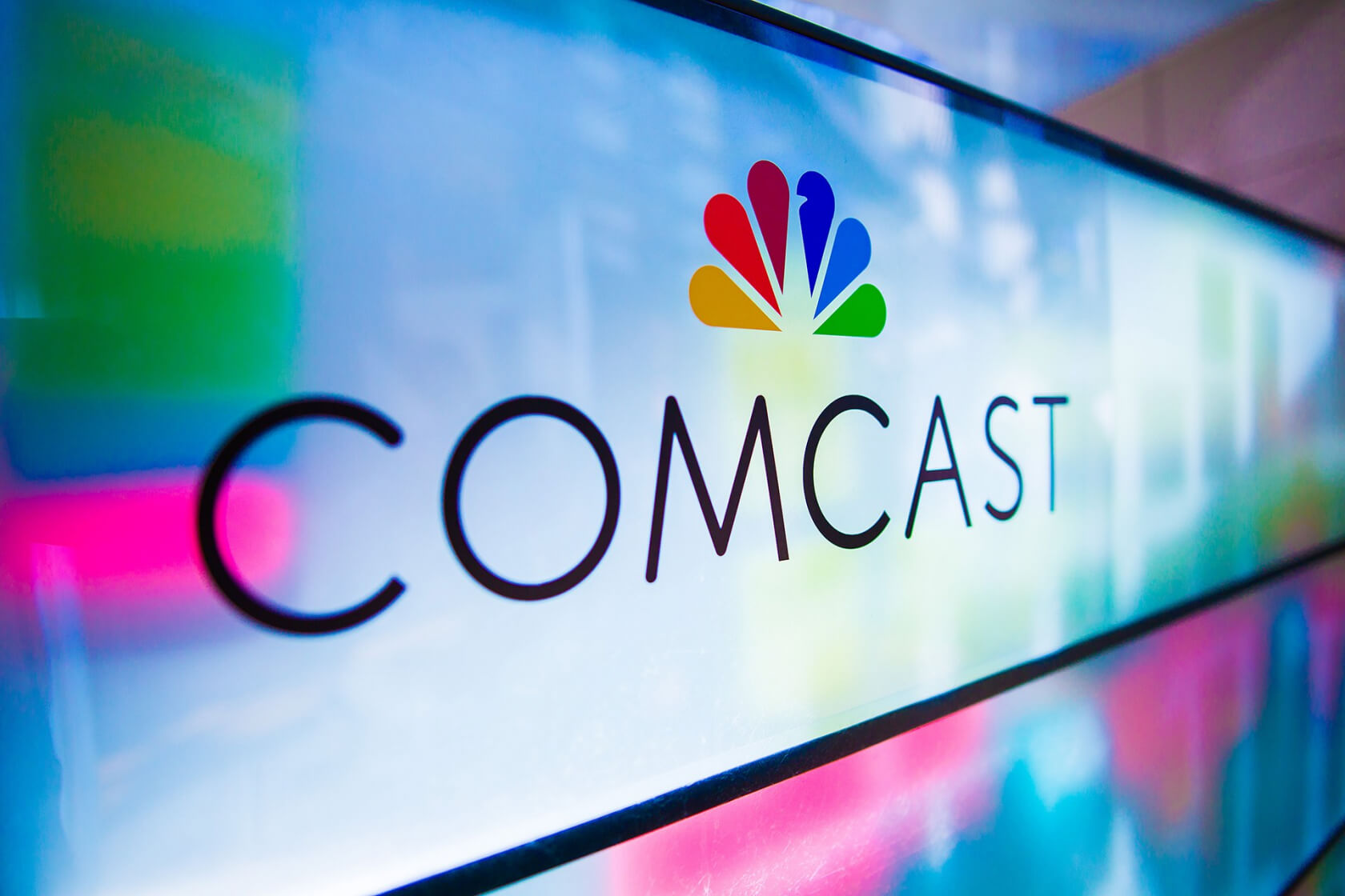 Comcast said new tax bill would create thousands of jobs, ended up quietly firing 500 instead