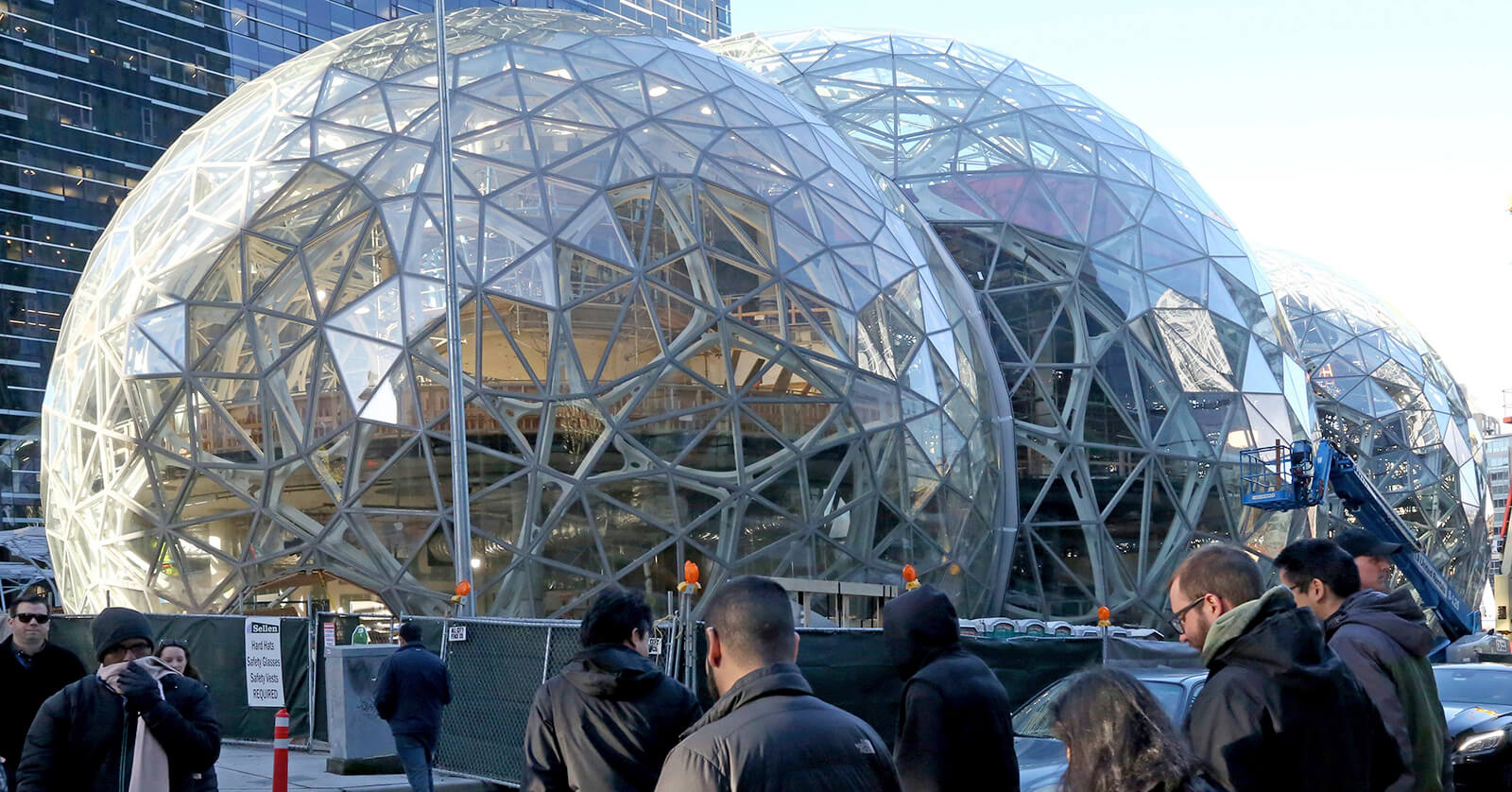 Amazon opens rainforest dome offices in Seattle