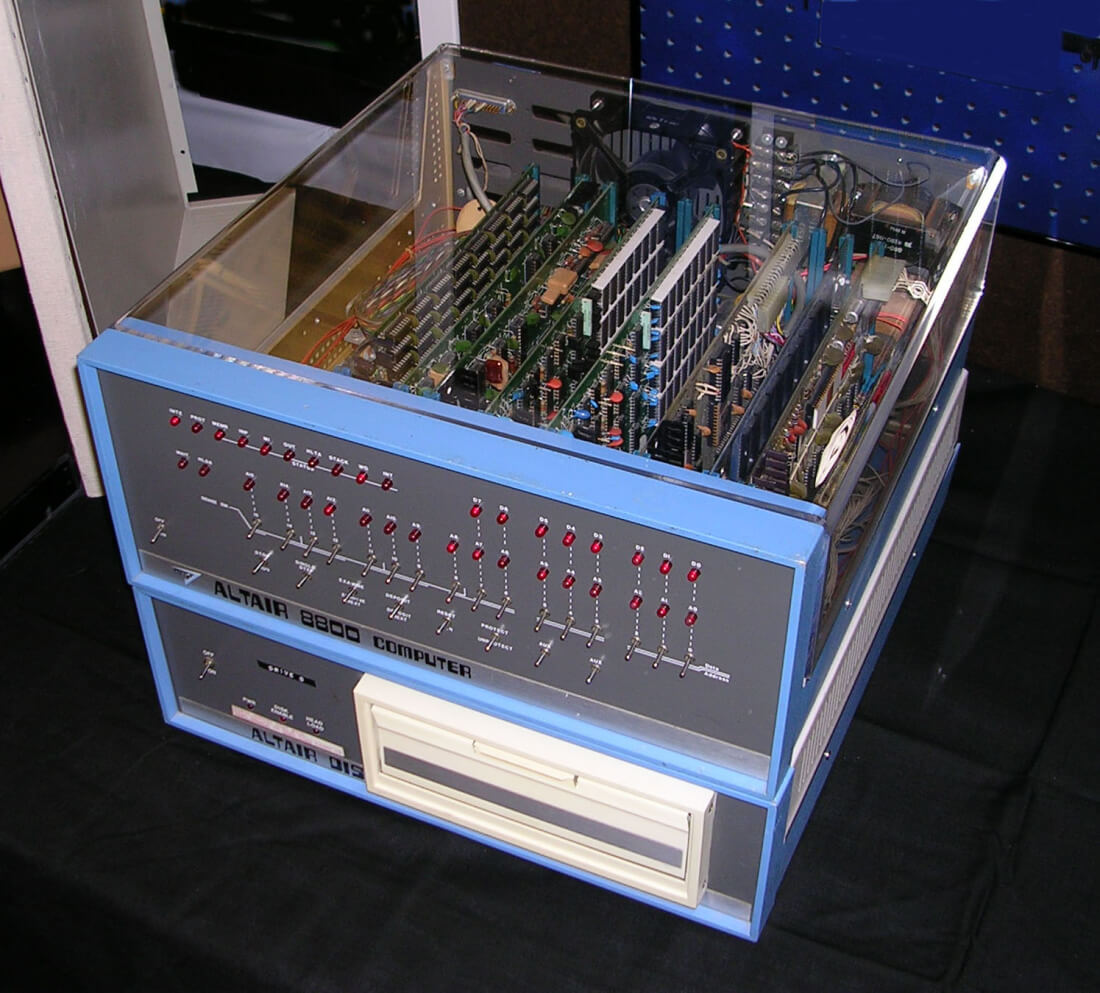 Weekend tech reading: Build your own Altair 8800, 46% of last year's ICOs have failed already