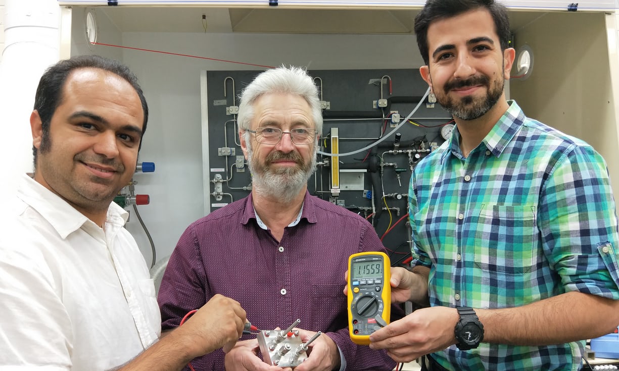 Researchers create 'proton' battery that uses carbon instead of expensive lithium