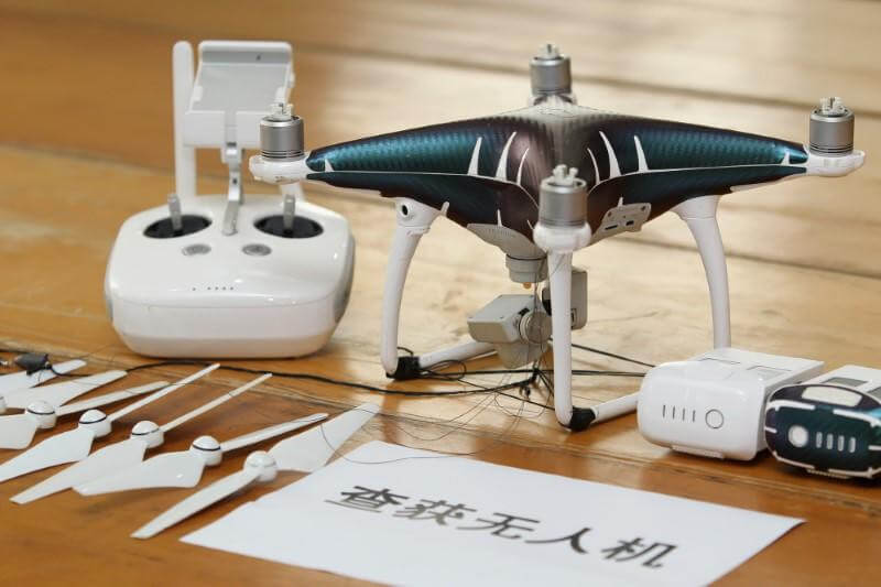 Chinese customs officials crack down on criminals using drones to smuggle iPhones into Shenzhen