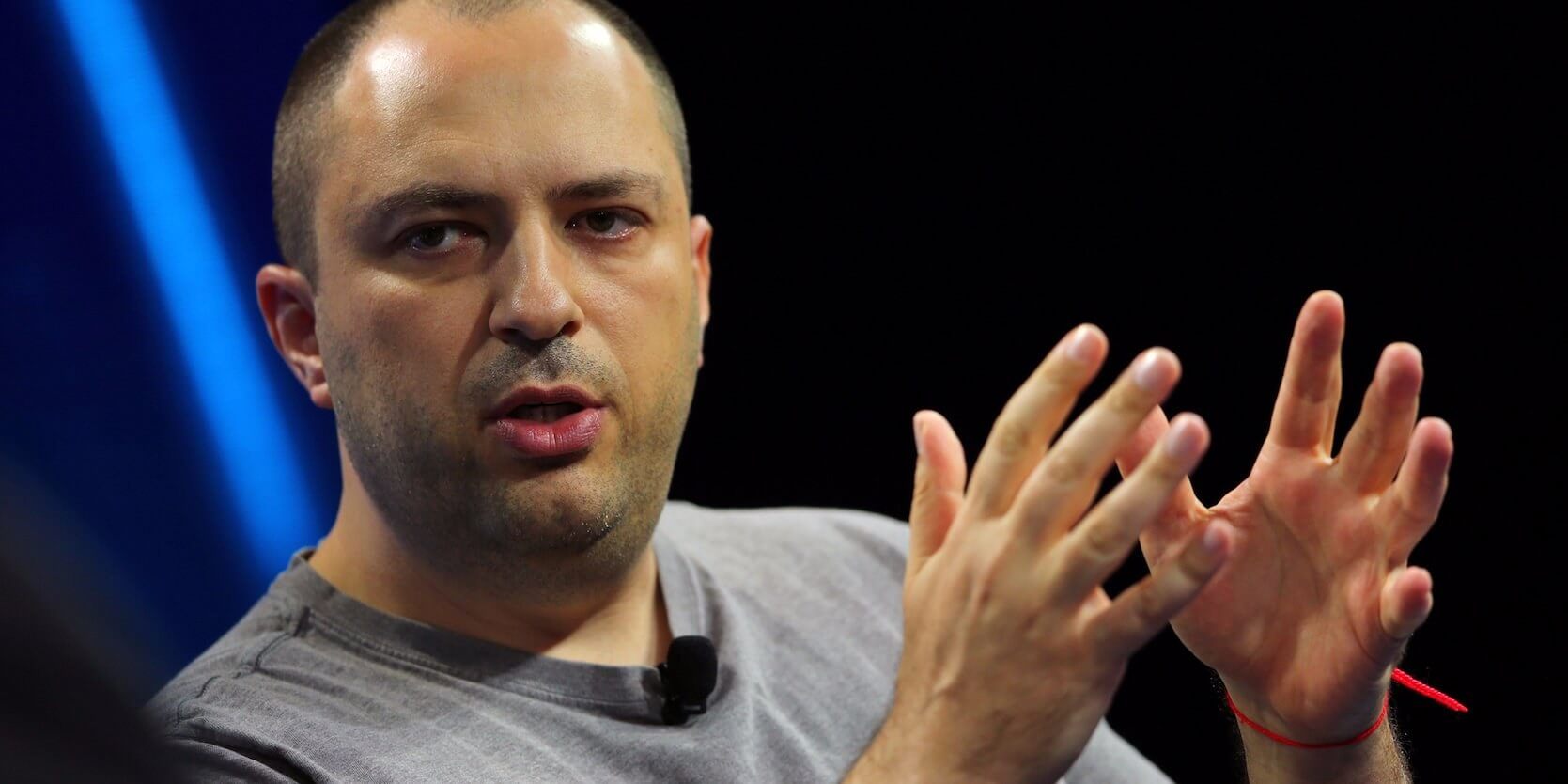 WhatsApp CEO Jan Koum to quit amid reported privacy disputes with Facebook