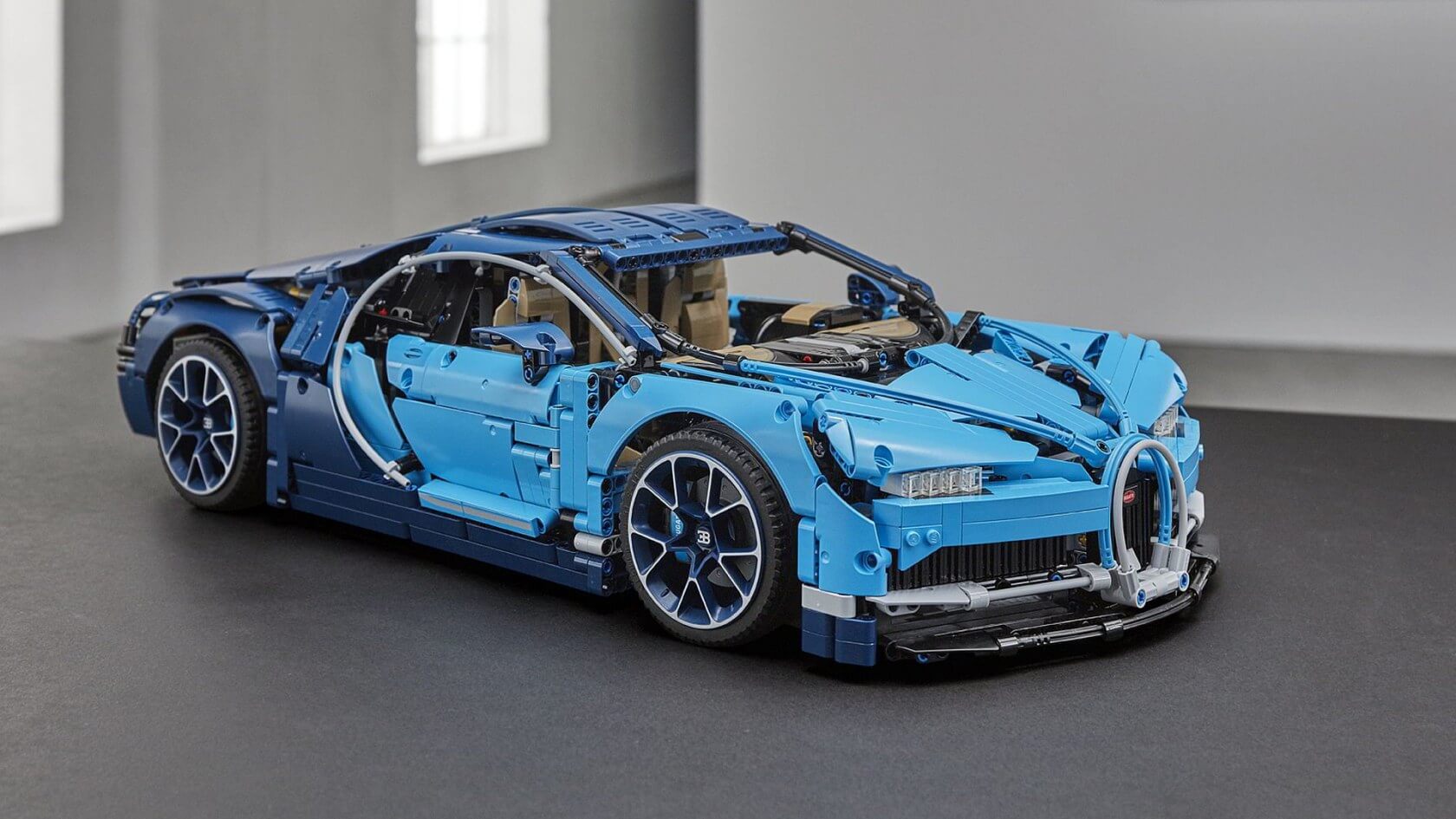 Lego's 1:8 Bugatti Chiron Technic kit comes with 3599 pieces and moving parts