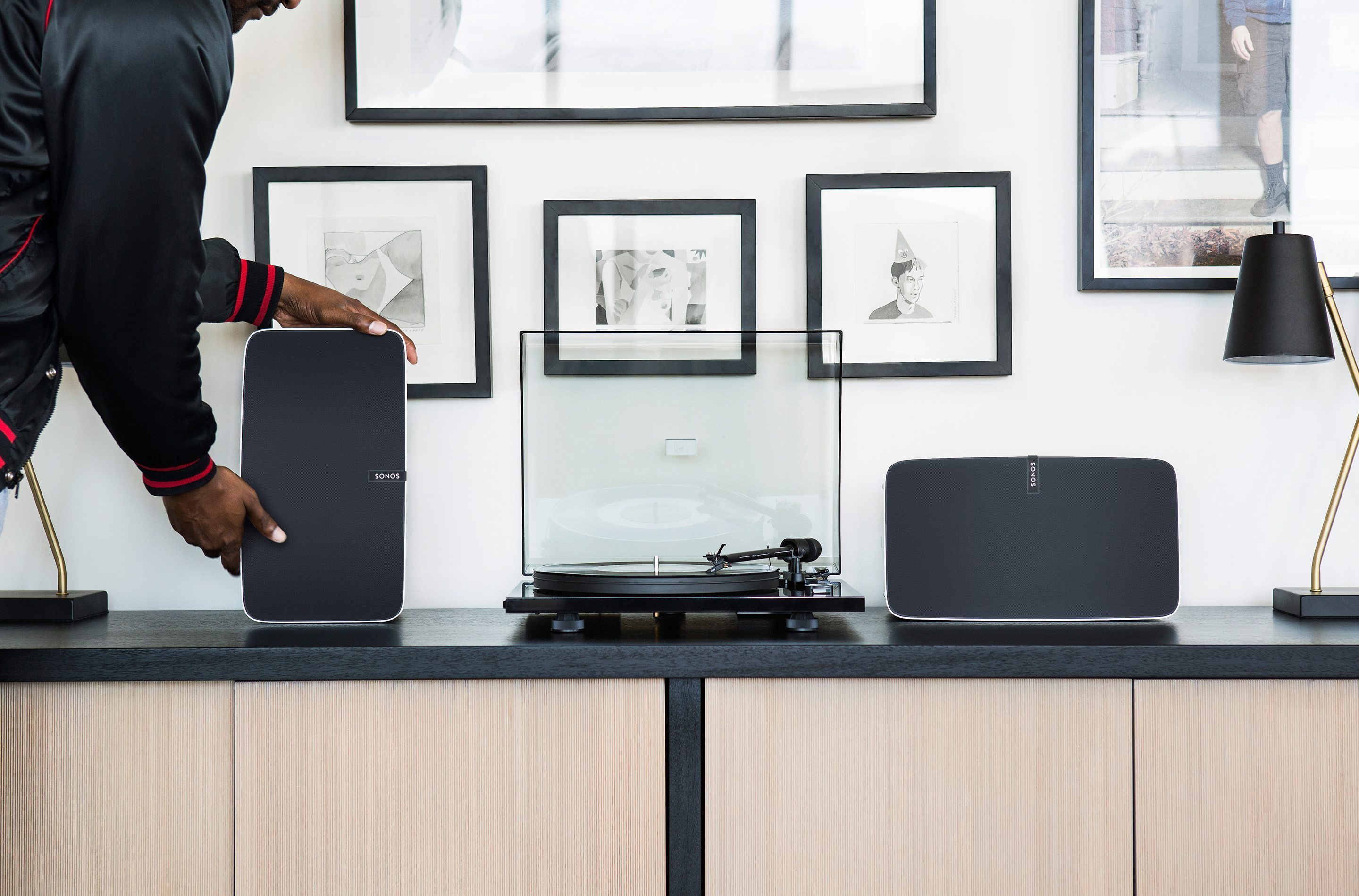 Wireless speaker maker Sonos is going public