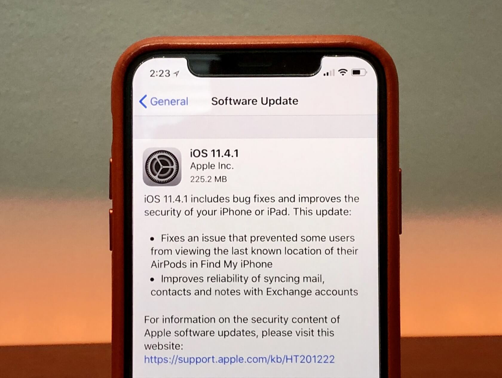 Apps fail to update after iOS 11.4.1 release