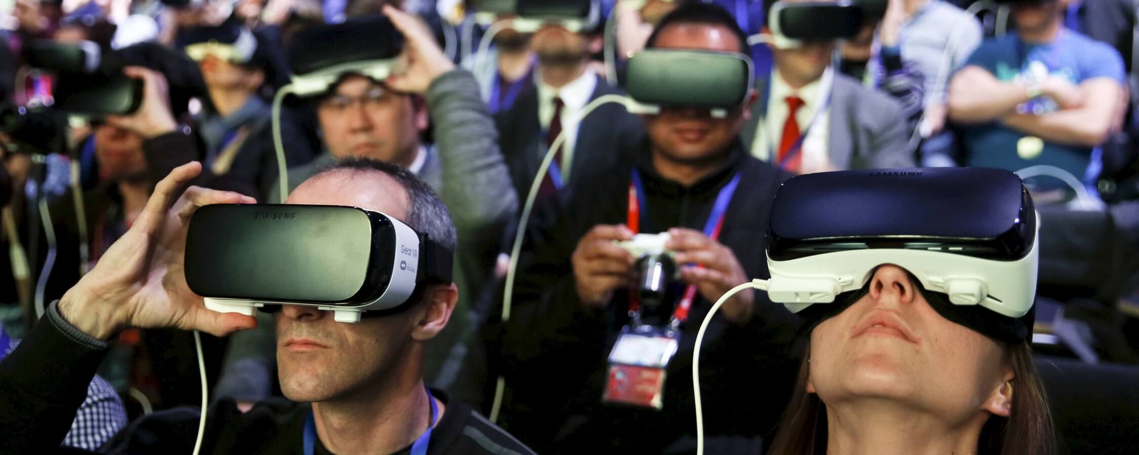 Analysts remain optimistic despite a 33.7-percent downturn in VR shipments