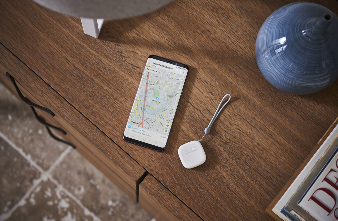 Samsung introduces an LTE-enabled smart tracker