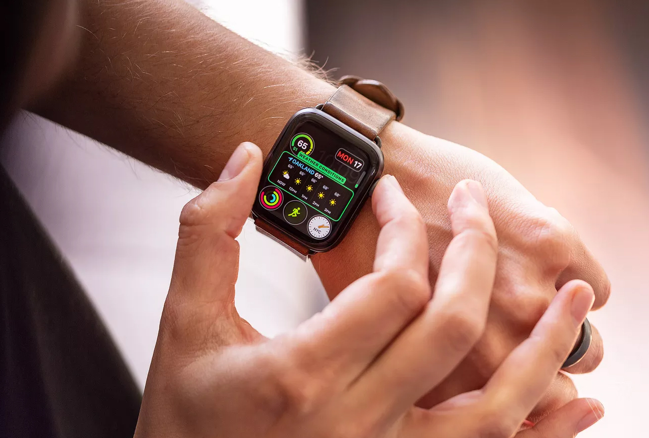 More than 10% of Americans predicted to have a smartwatch next year