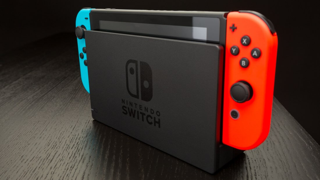 Nintendo Switch firmware update lets you download and play your games on multiple consoles