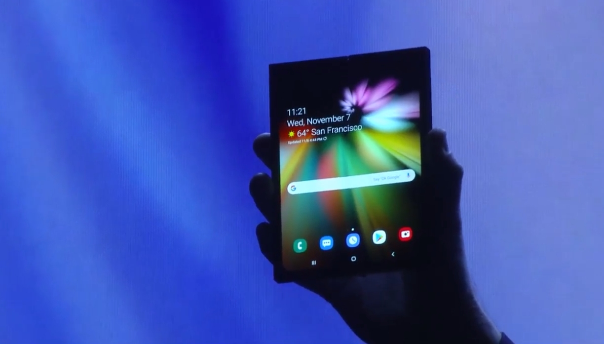 Samsung's flexible phone rumored to cost almost $1800, arrive in March