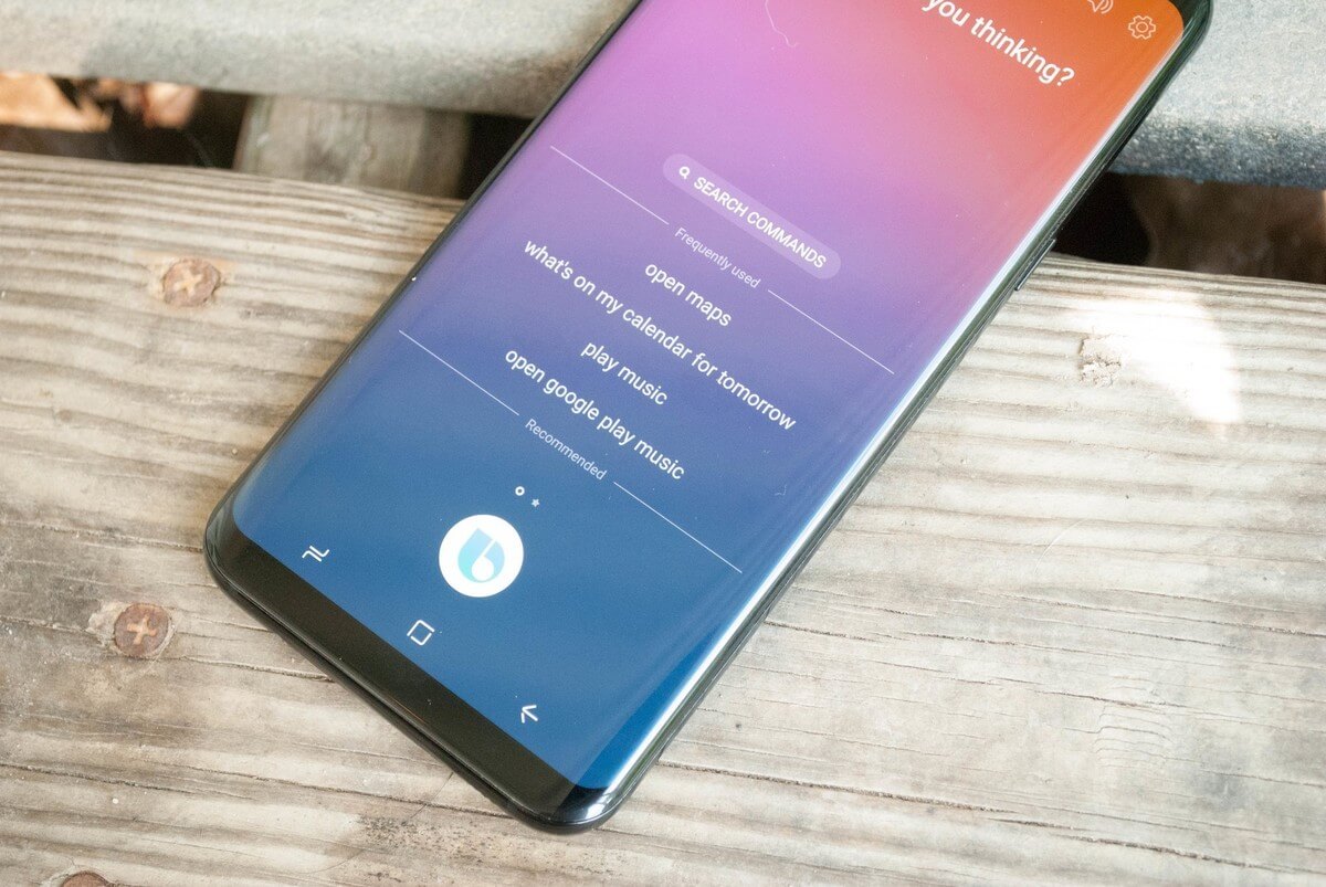 Google wants Samsung to prioritize Assistant and the Play Store on Galaxy handsets