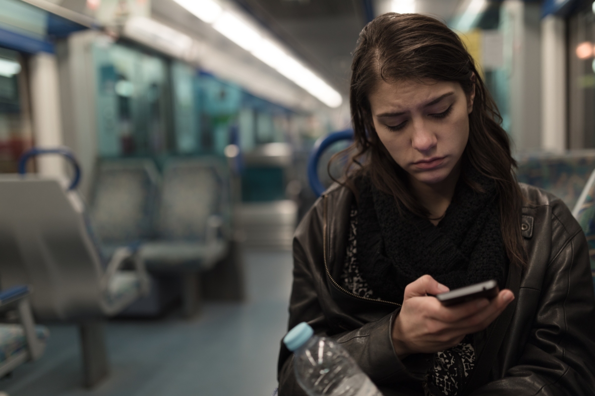 Limiting social media use can alleviate the feeling of loneliness and depression