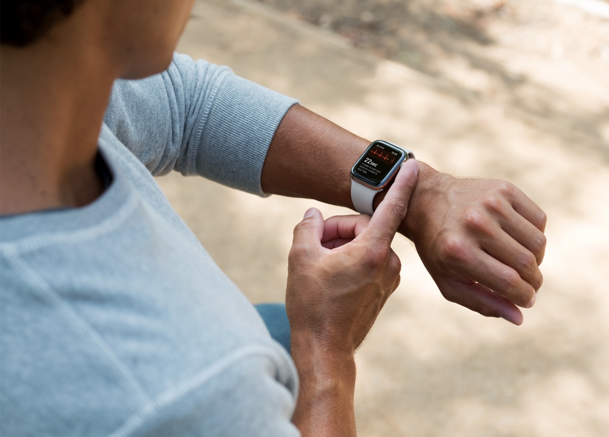 Apple Watch update enables ECG functionality