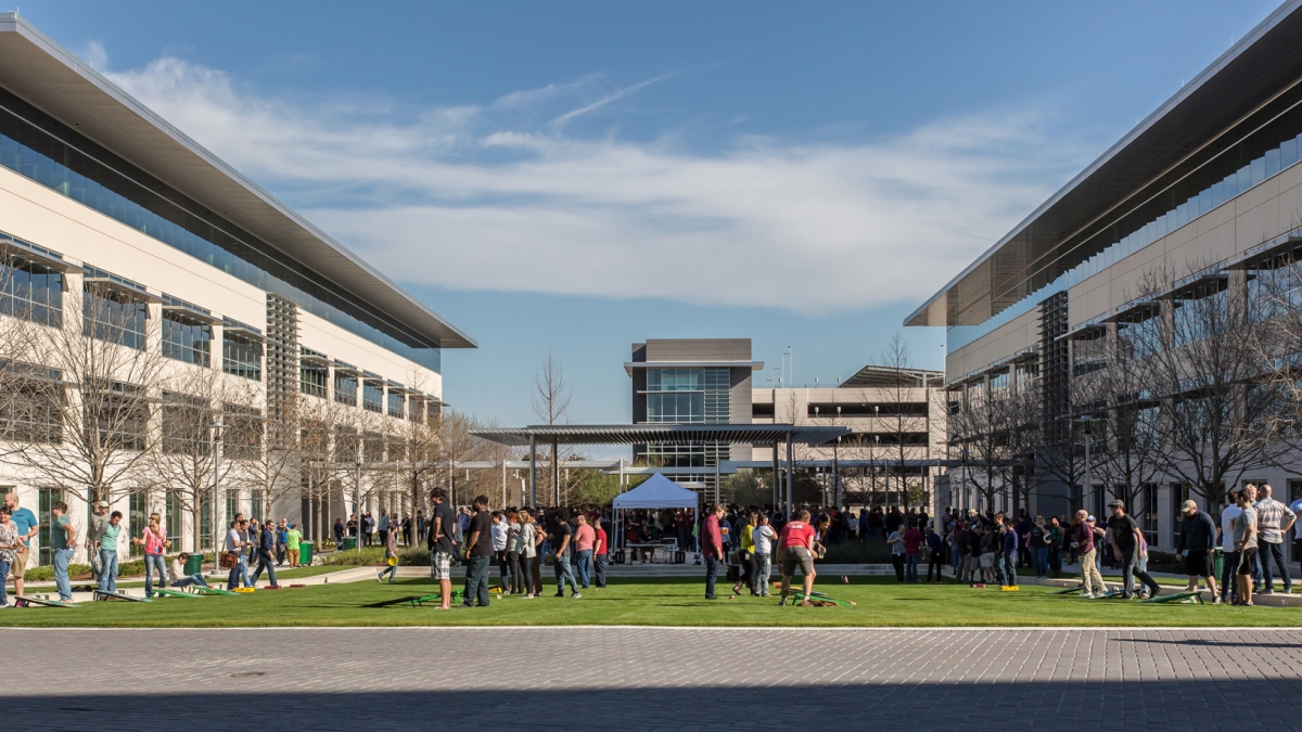 Apple is investing $1 billion to expand its footprint in Austin