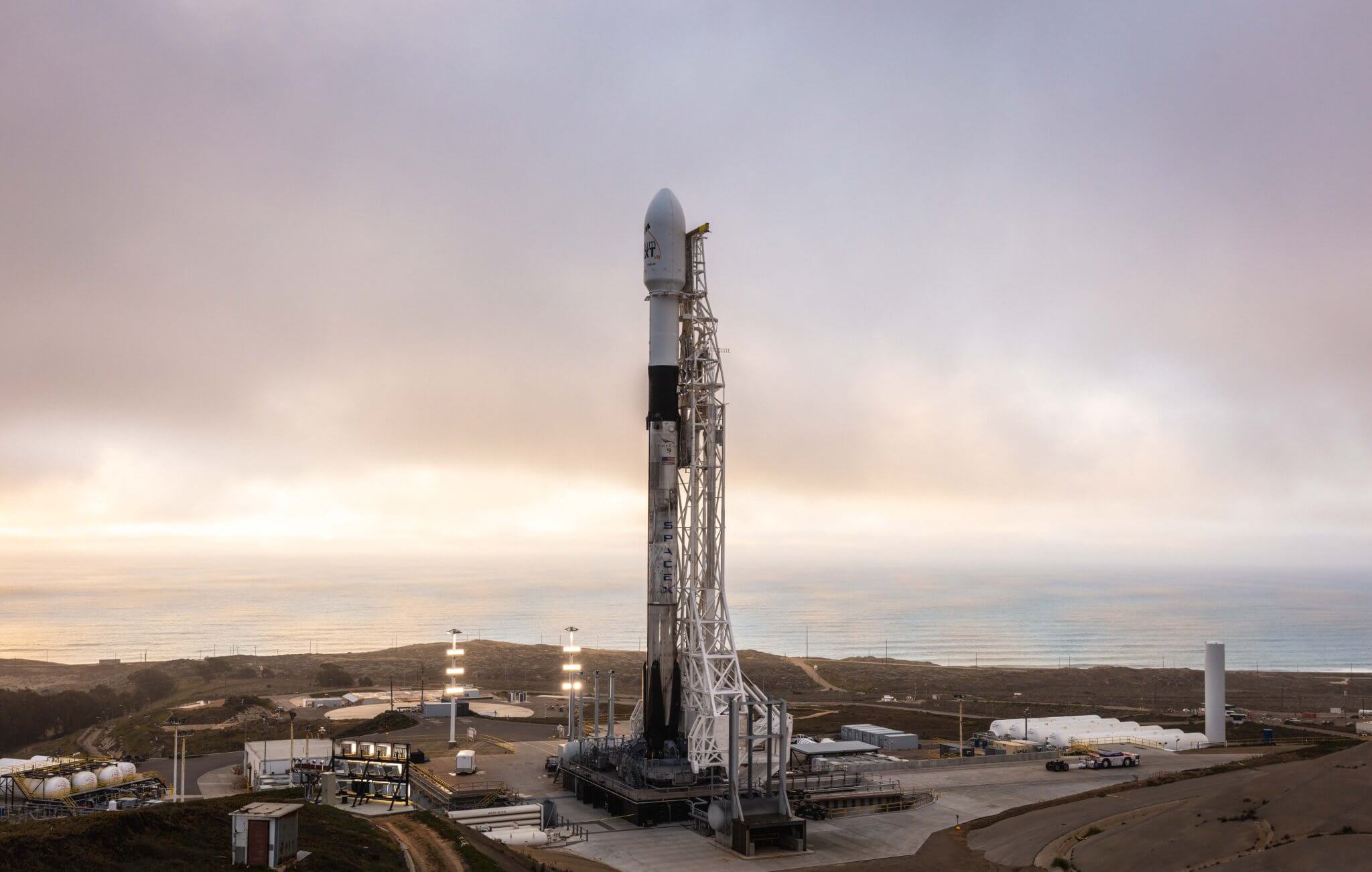 SpaceX cuts hundreds of staff after their last mission for Iridium