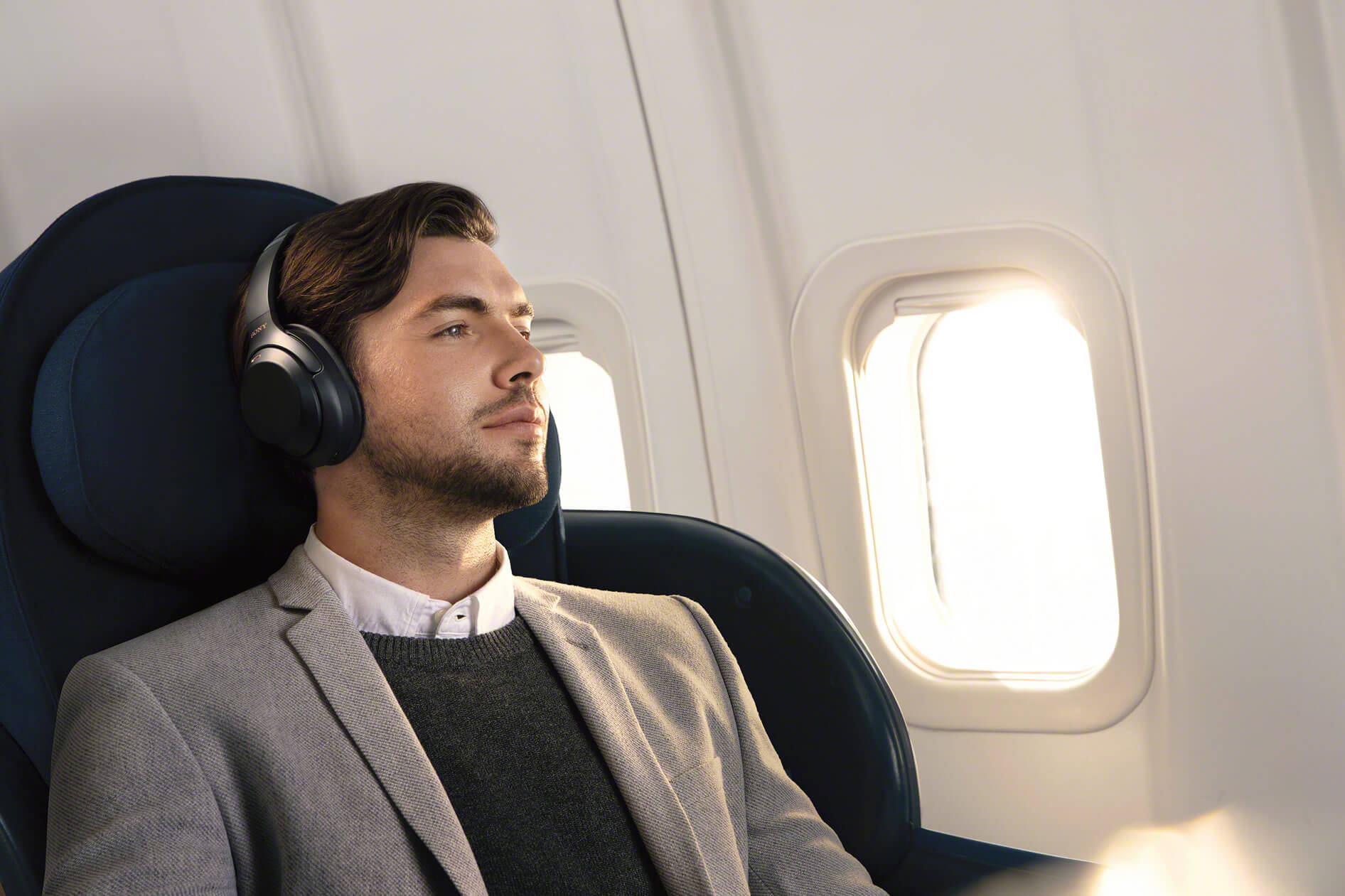 Apple Music subscribers will be able to stream music for free on American Airlines