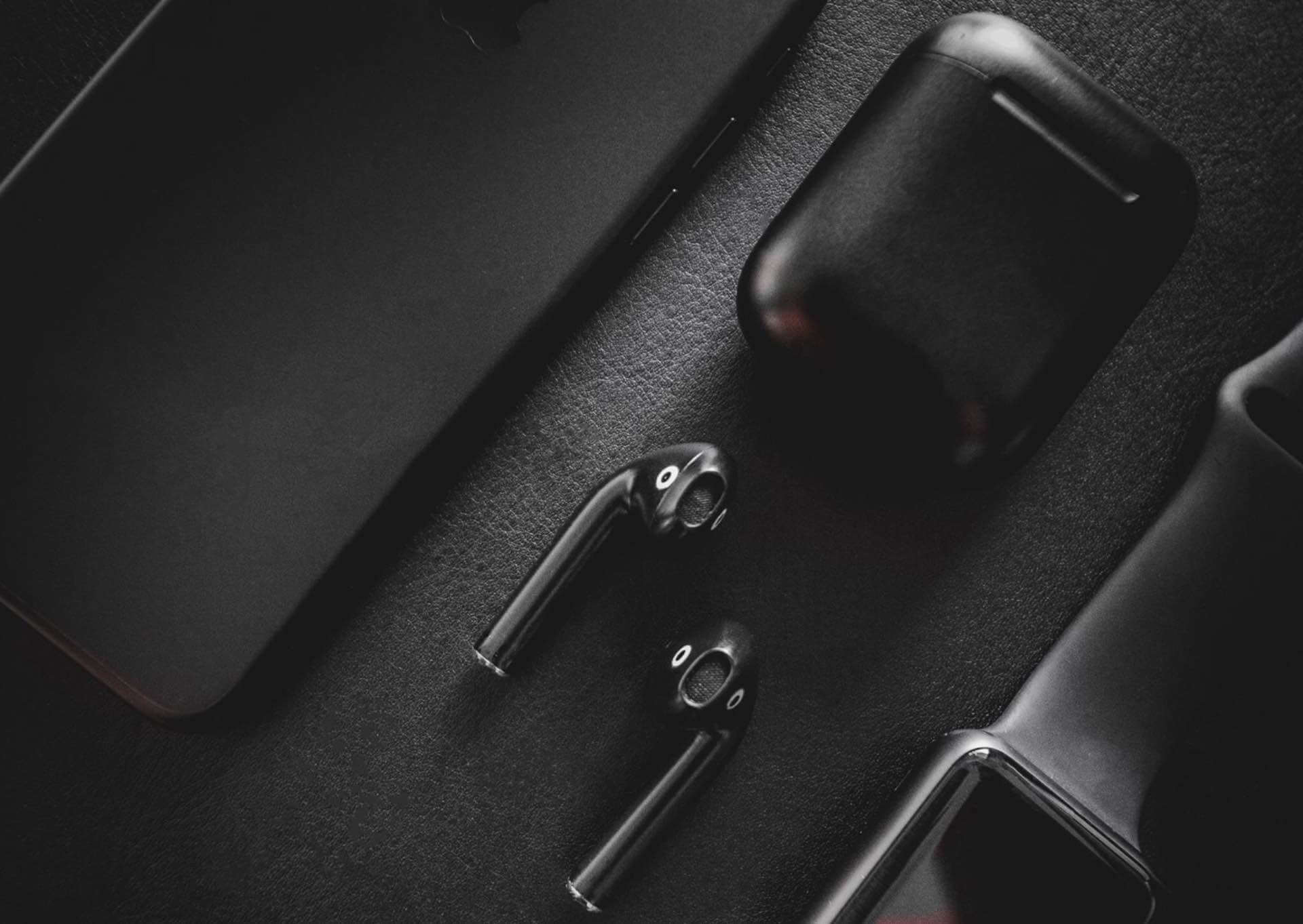 AirPods 2 allegedly in production and launching next Spring with AirPower