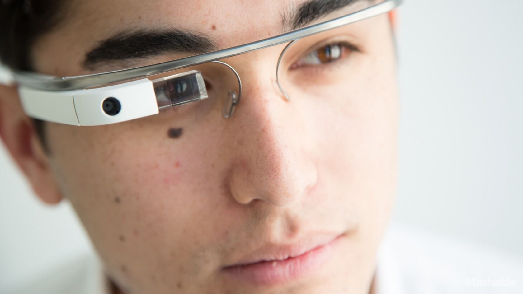 Google may be working on a second-gen Glass Enterprise model with upgraded hardware