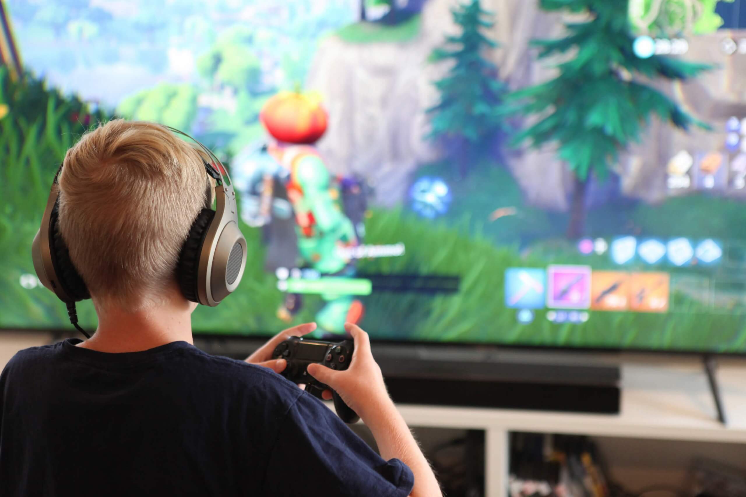 besejret Hændelse, begivenhed Springboard Epic makes Fortnite cross-play default for Xbox and PlayStation players |  TechSpot