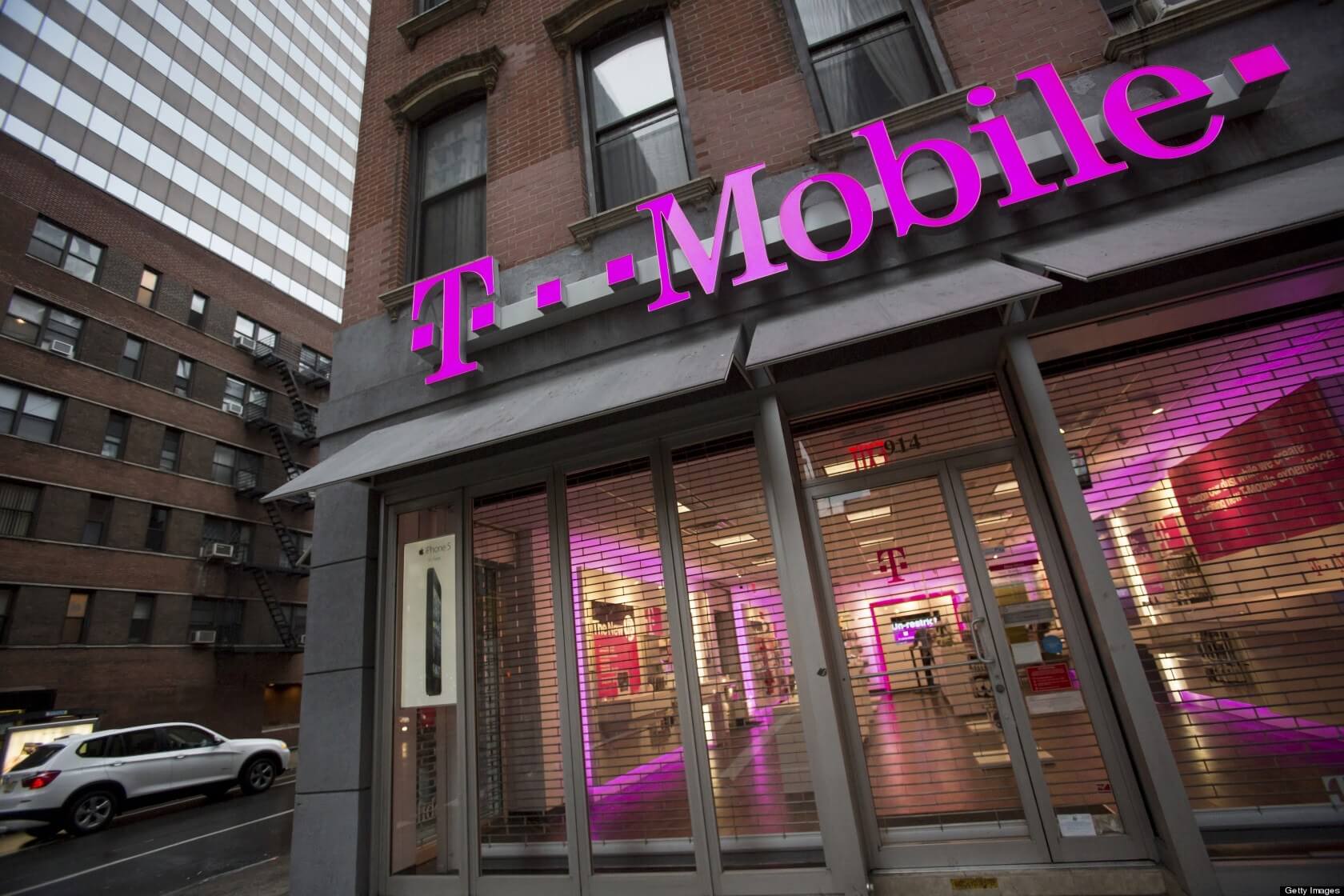 T-Mobile is starting to test its own 50 Mbps home internet service