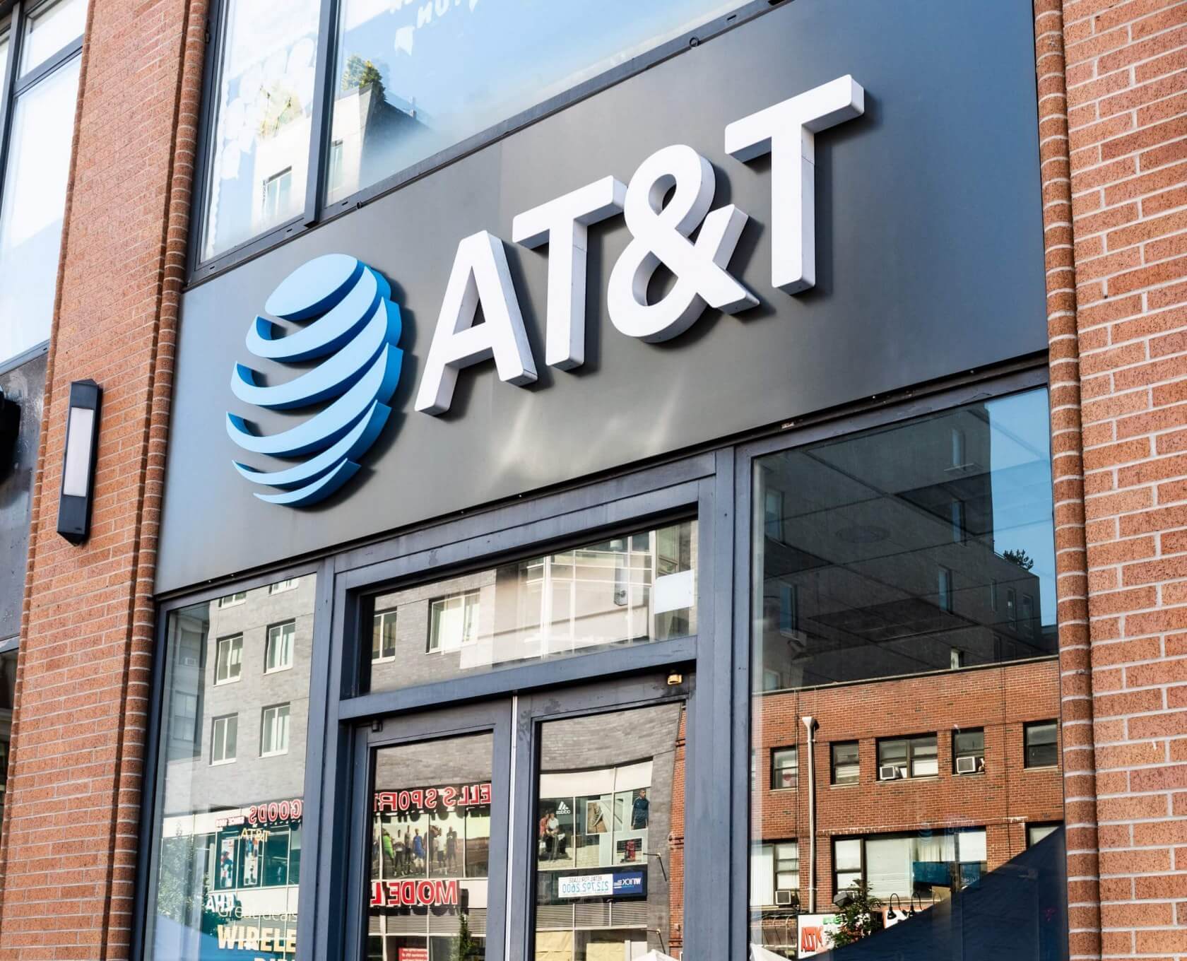 AT&T 5G E is slightly slower than competitor's 4G