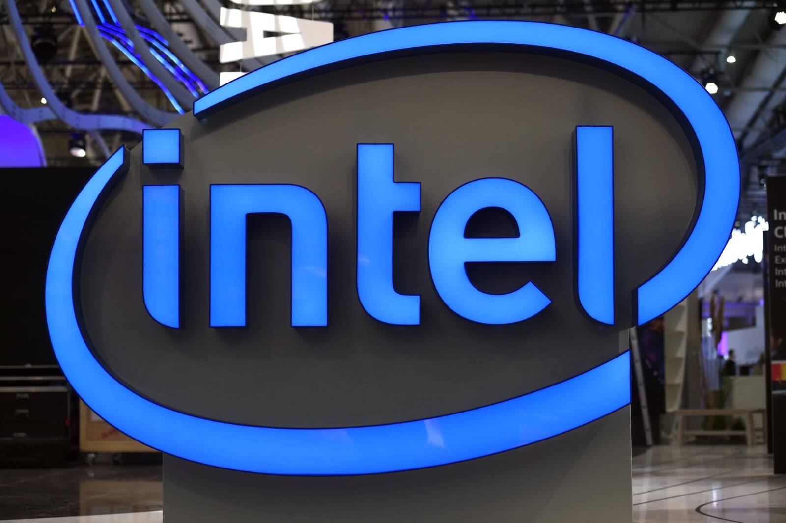 Intel shows off Xeon Platinum CPU with up to 56 cores and 112 threads
