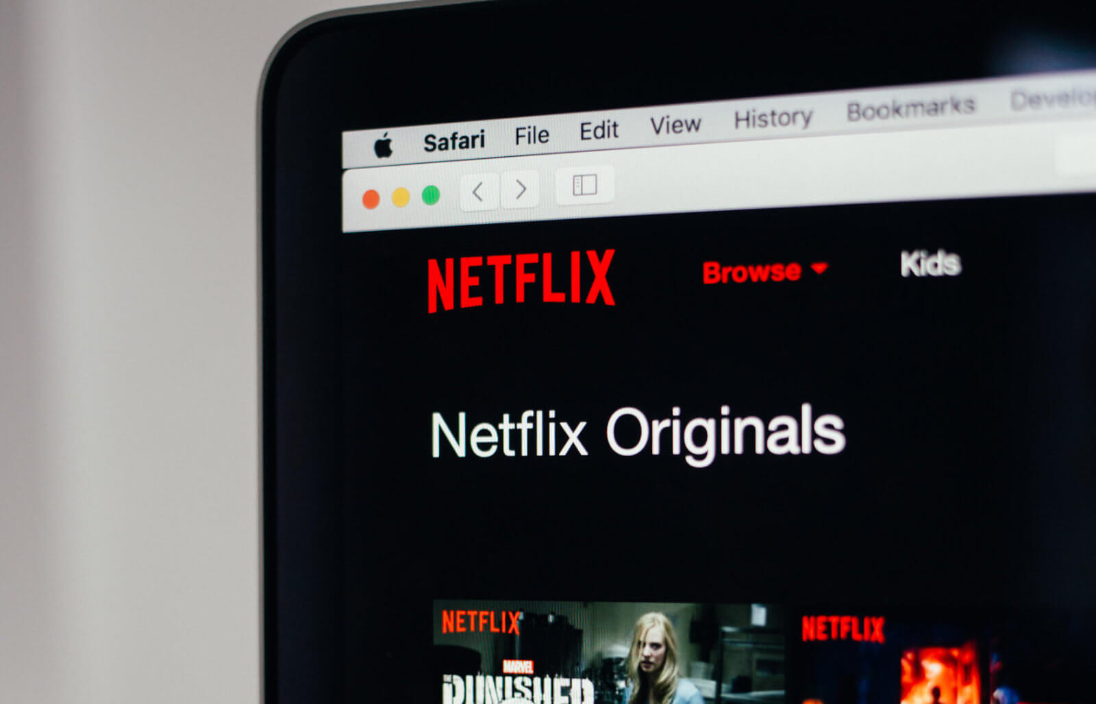 Netflix posts record first quarter with almost 10 million new subscribers