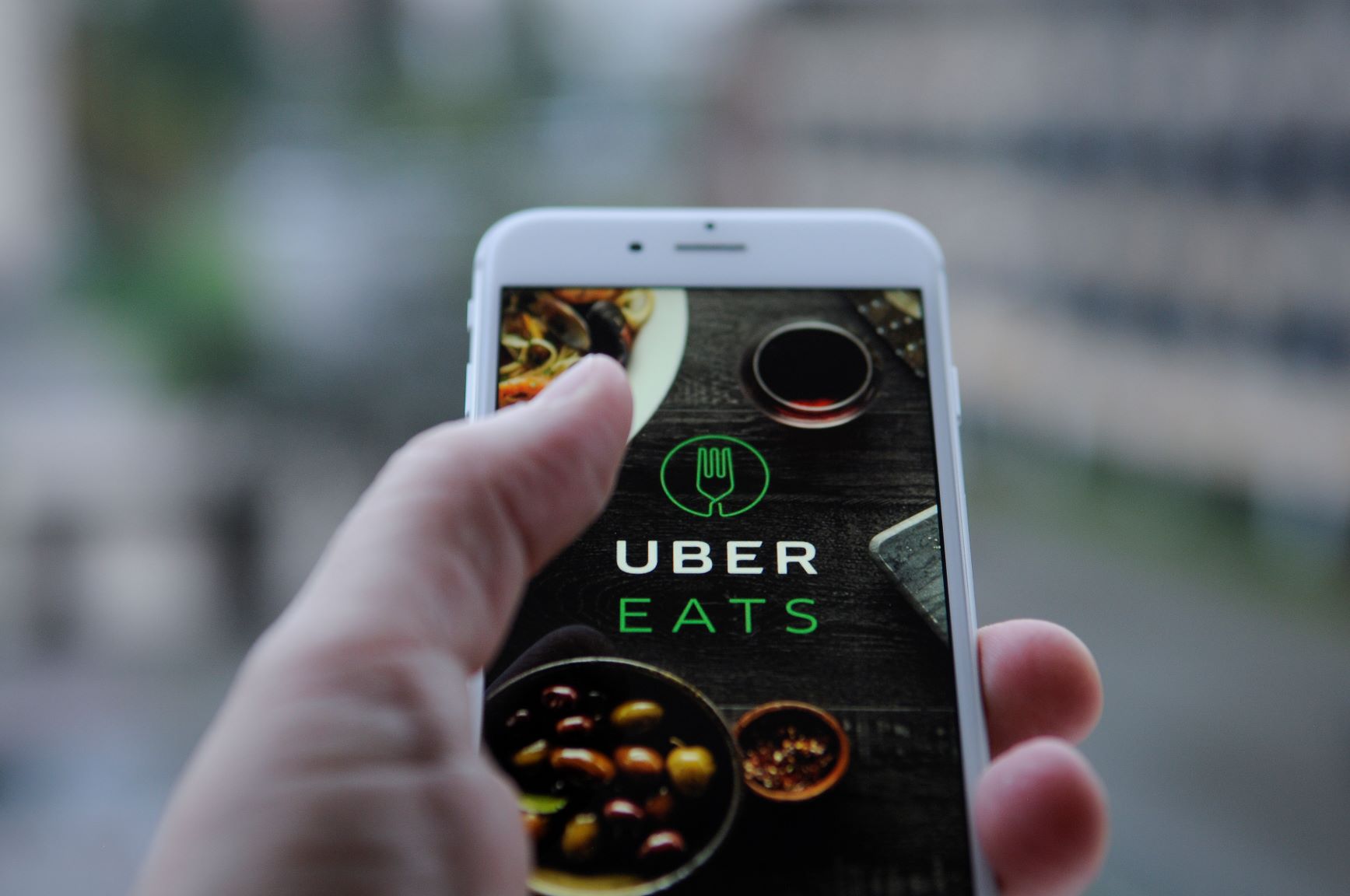 Uber is targeting a $90 billion IPO, receives $500M from PayPal