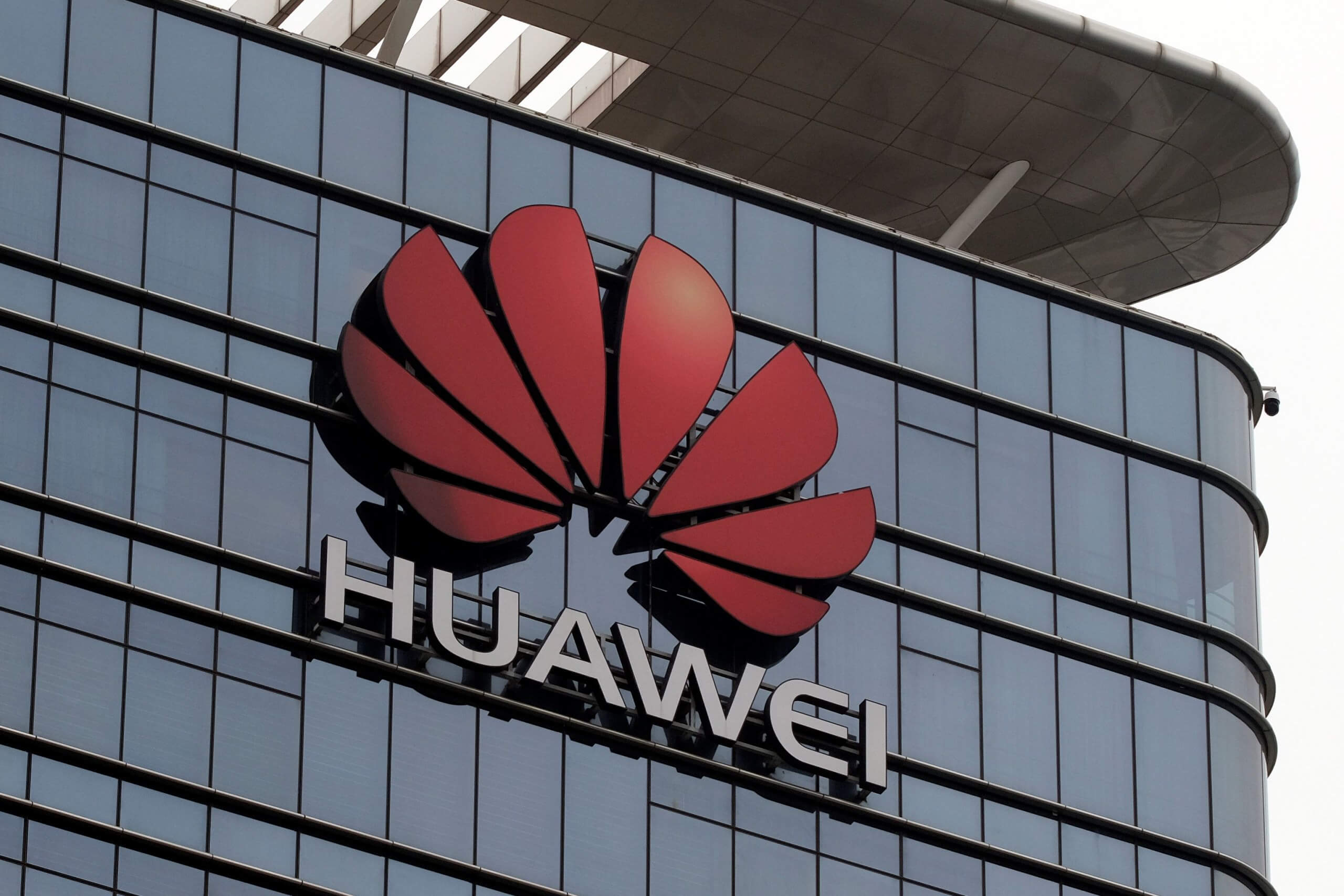 Huawei says vulnerabilities discovered by Vodafone were 'weaknesses,' not 'hidden backdoors'