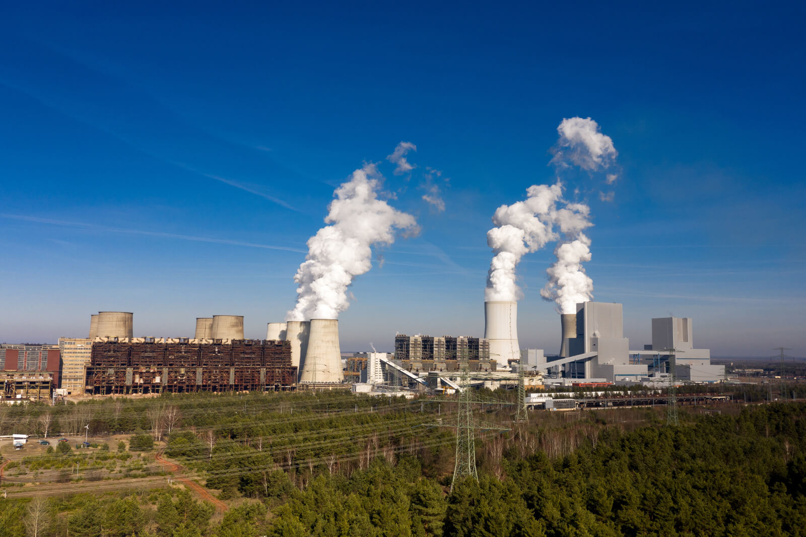 Artificial Intelligence will soon enable tracking of air pollution from every power plant in the world