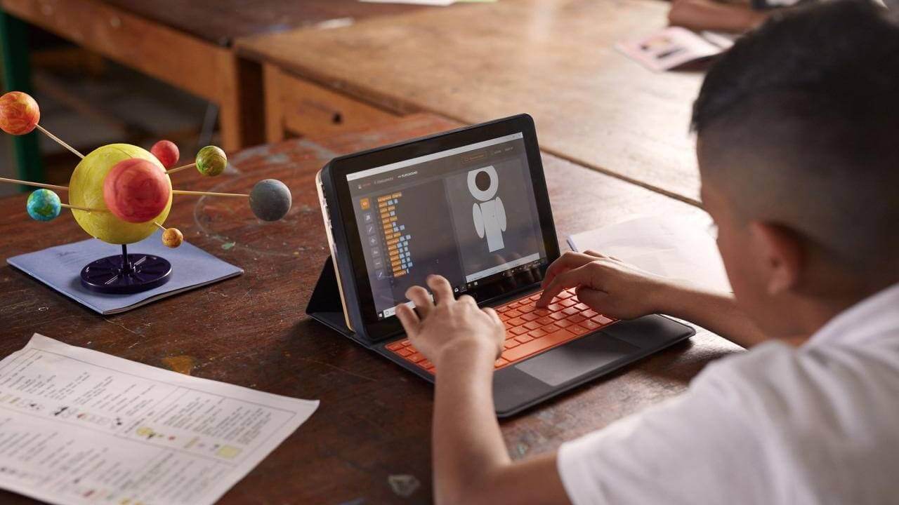 Kano is launching a DIY Windows PC to teach kids assembly and coding skills