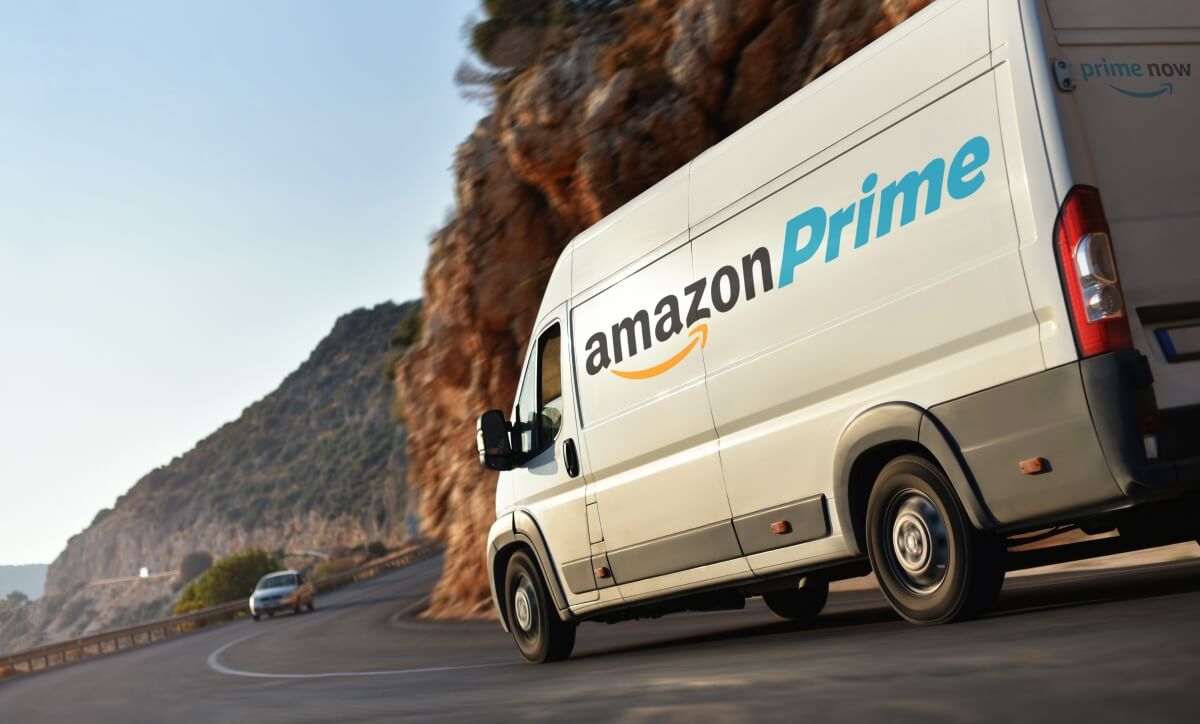 Amazon's logistics empire at work: now delivering 48% of its own packages