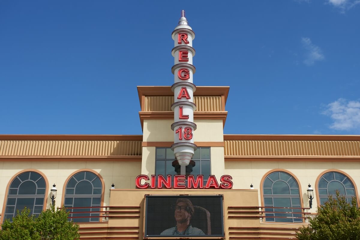 Regal Cinemas is hopping aboard the movie subscription bandwagon