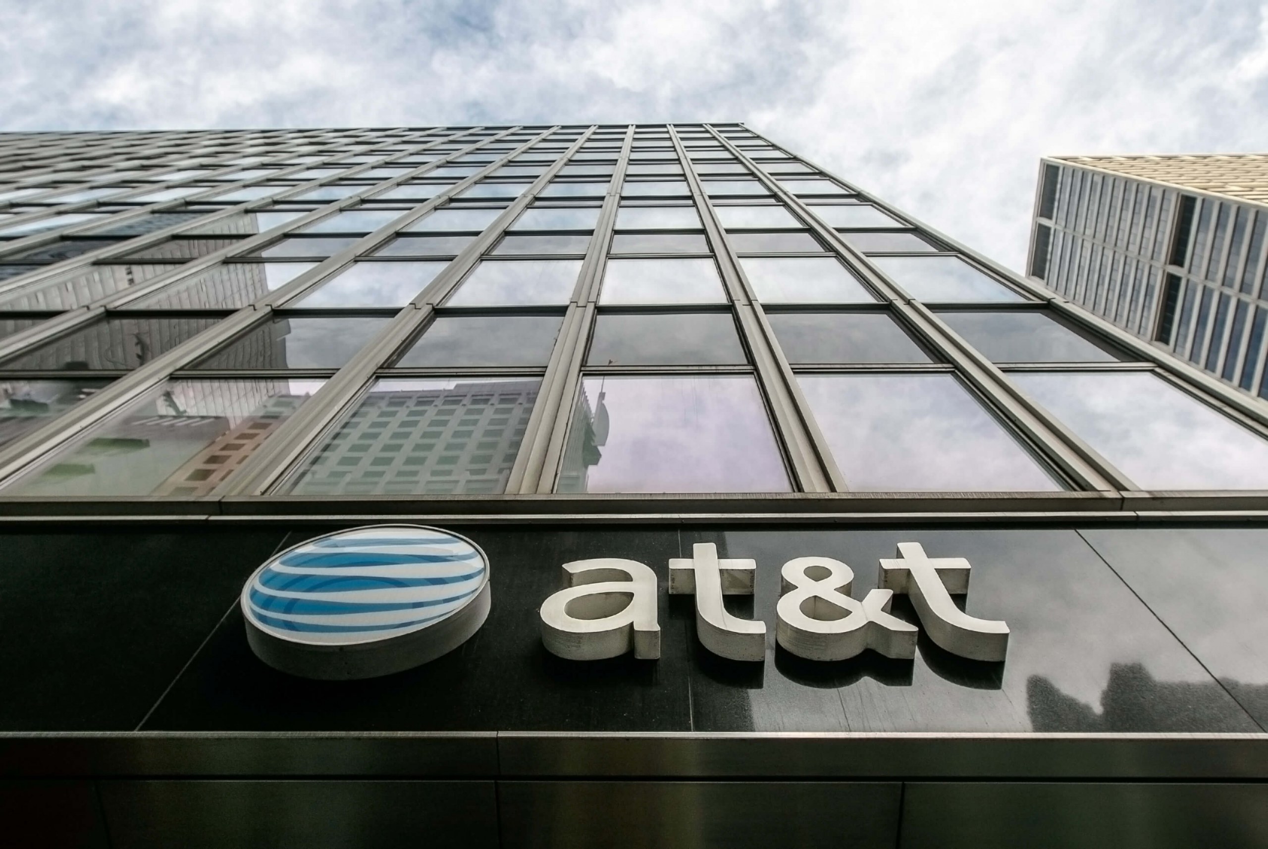 AT&T to begin call authentication to screen out fraudulent callers