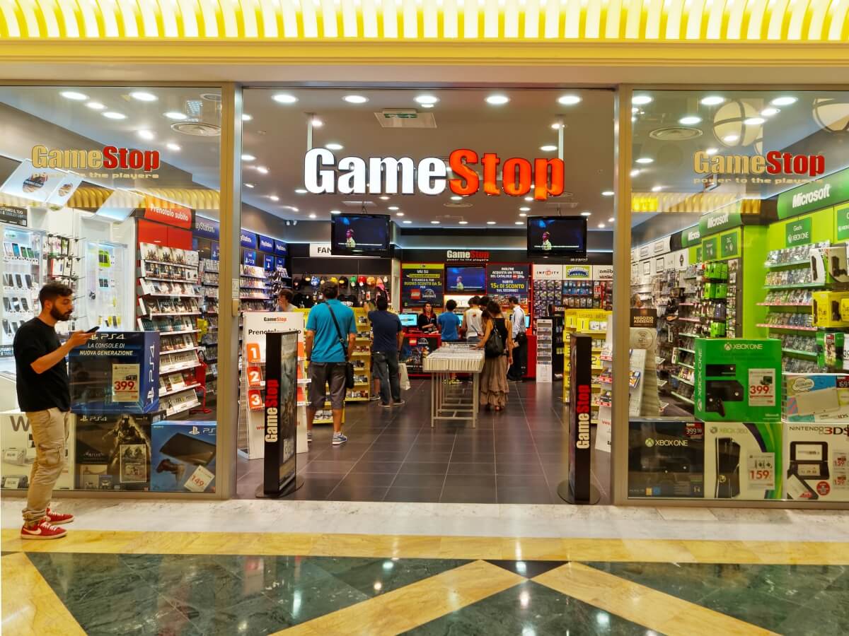 GameStop is closing up to 200 stores worldwide