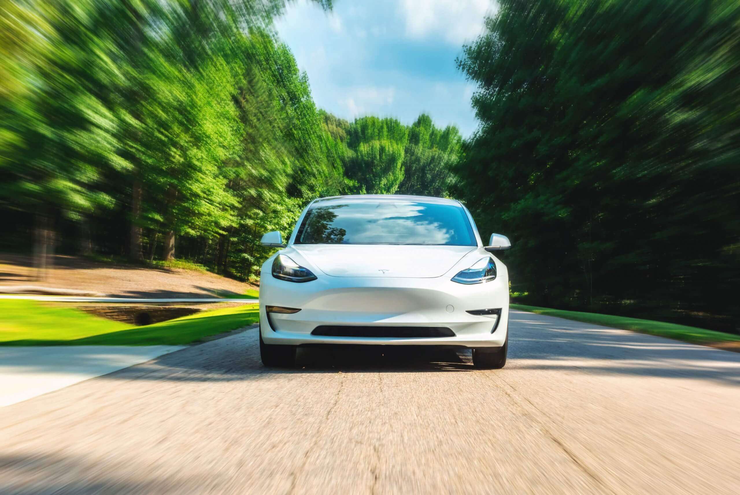 Tesla delivers record number of cars in Q3