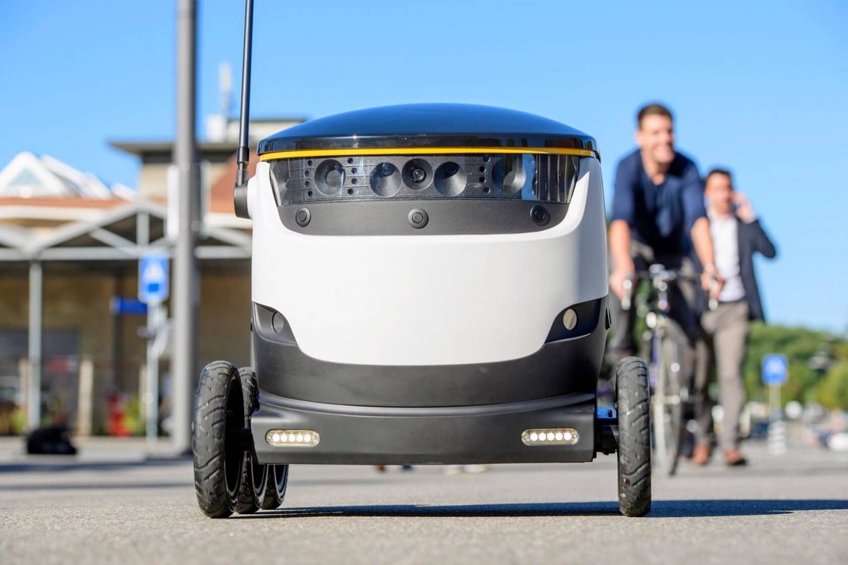 MIT engineers are teaching delivery robots how to navigate to your doorstep