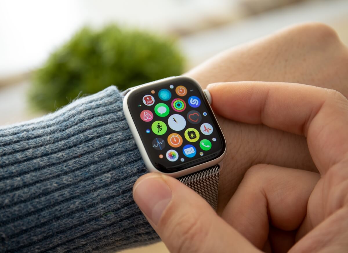 The Apple Watch outsold the whole Swiss watch industry last year