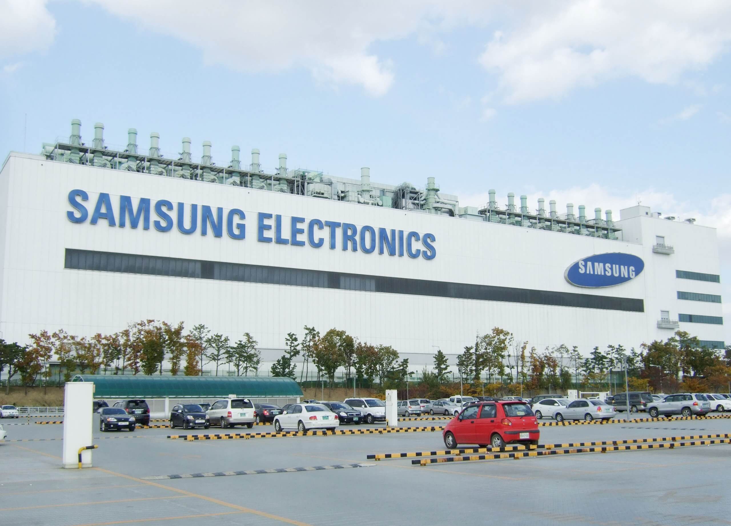 Former Samsung exec charged with stealing trade secrets to build replica chip plant in China