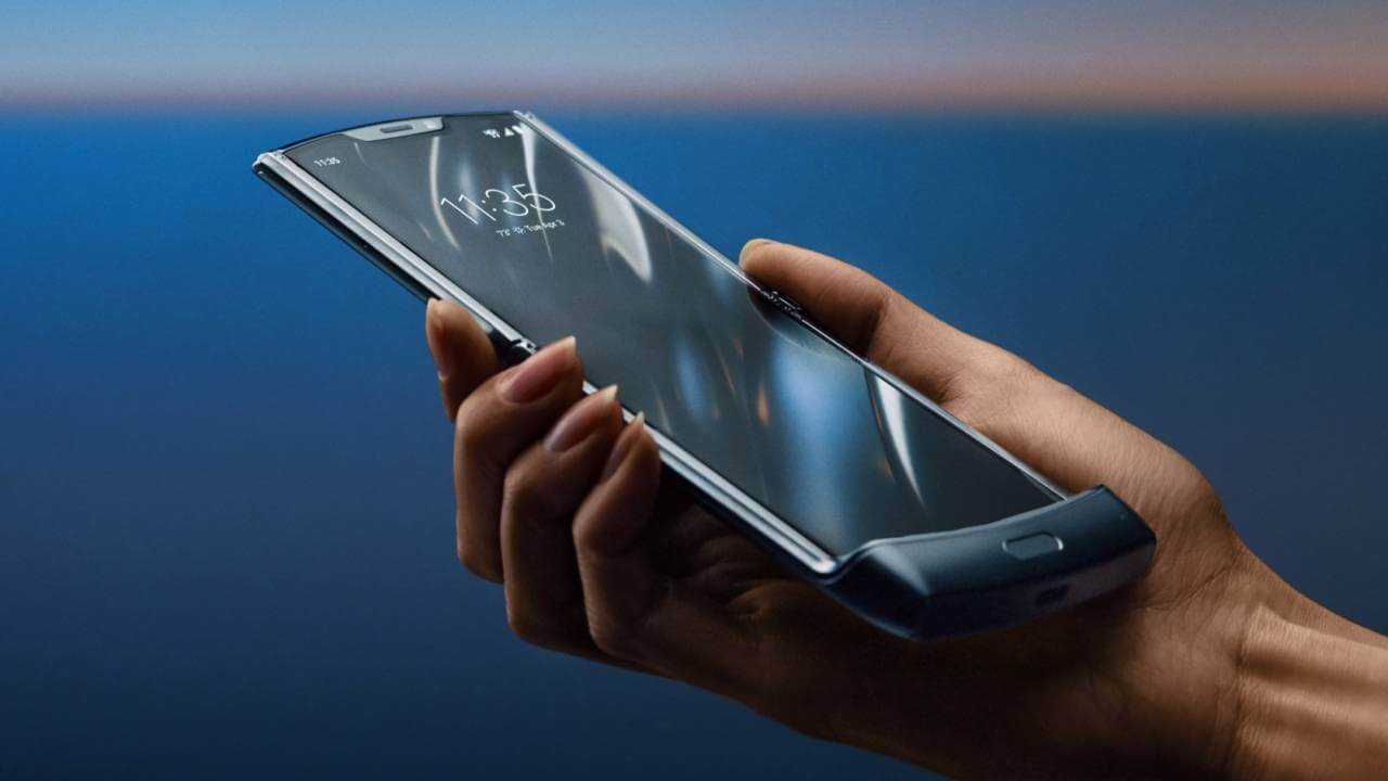 Motorola reveals the foldable Razr phone: specs, price, and availability