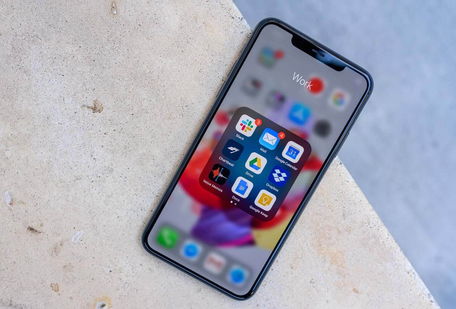iOS 13.2.3 brings even more background app fixes