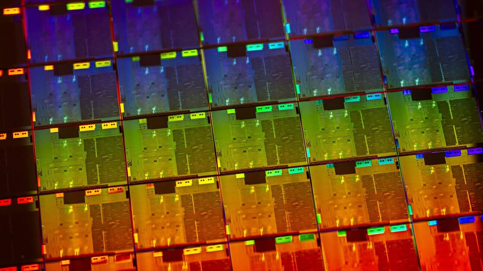 Samsung is reportedly making 14nm CPUs for Intel as supply issues persist
