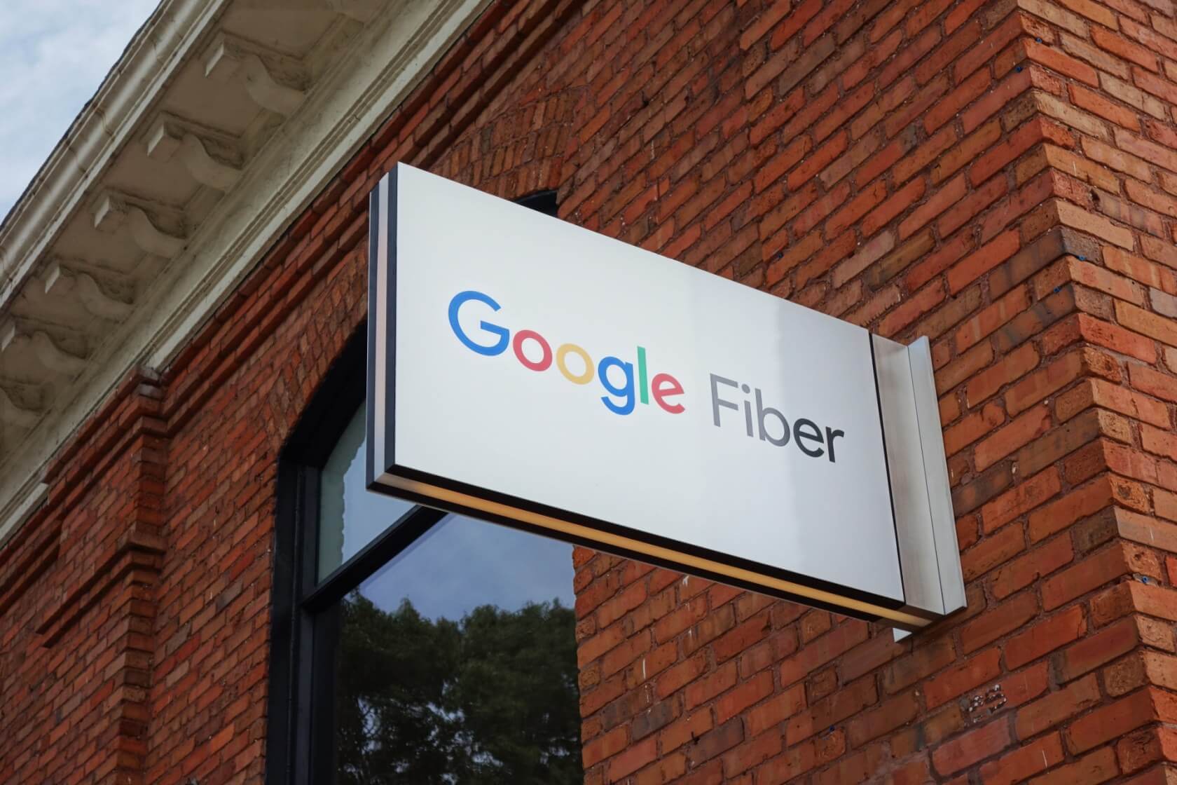 Google Fiber drops its cheaper 100Mbps internet plan, goes 'all in' on $70 gigabit subscription