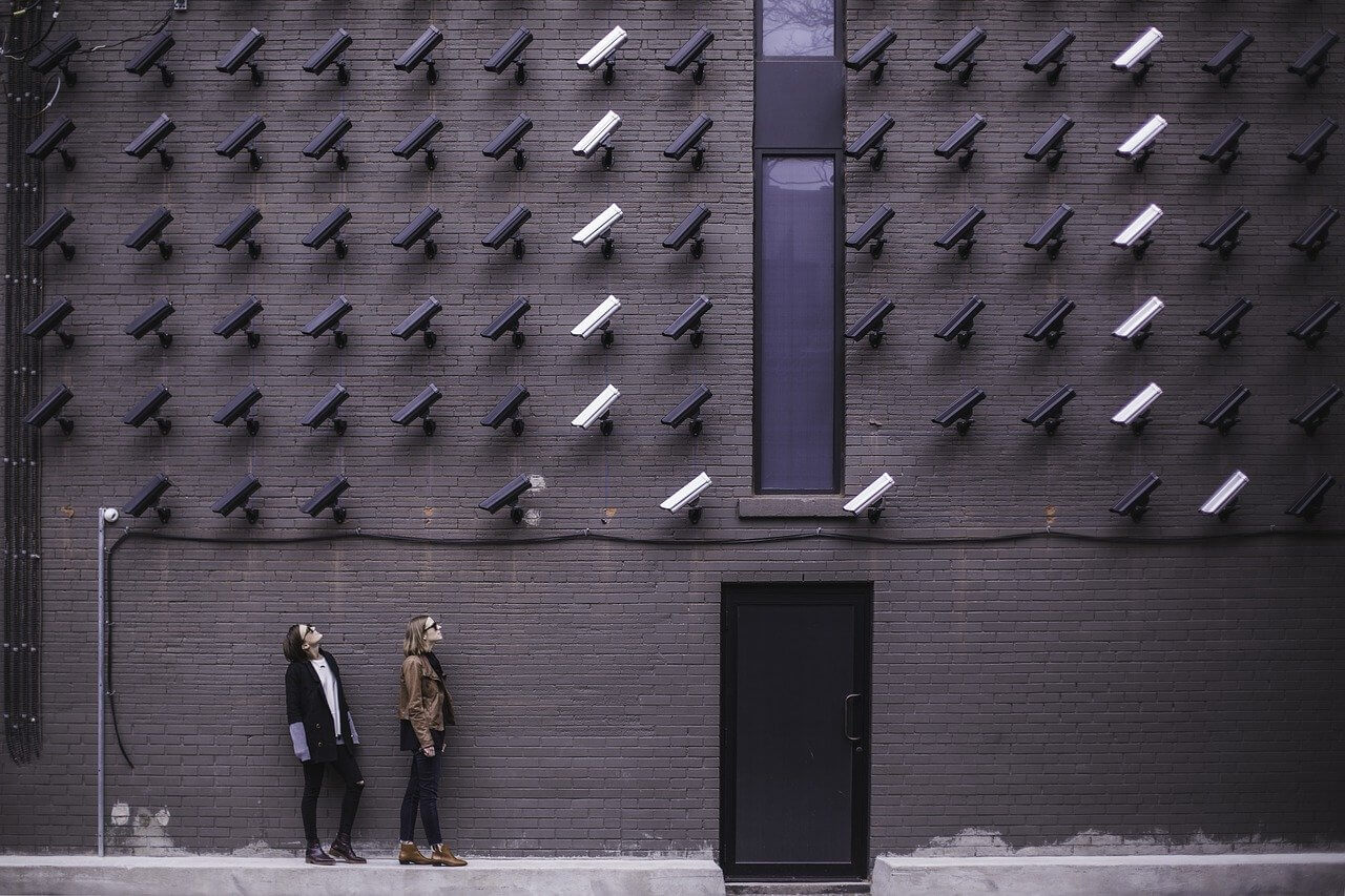 Report finds the US has the largest number of surveillance cameras per person in the world