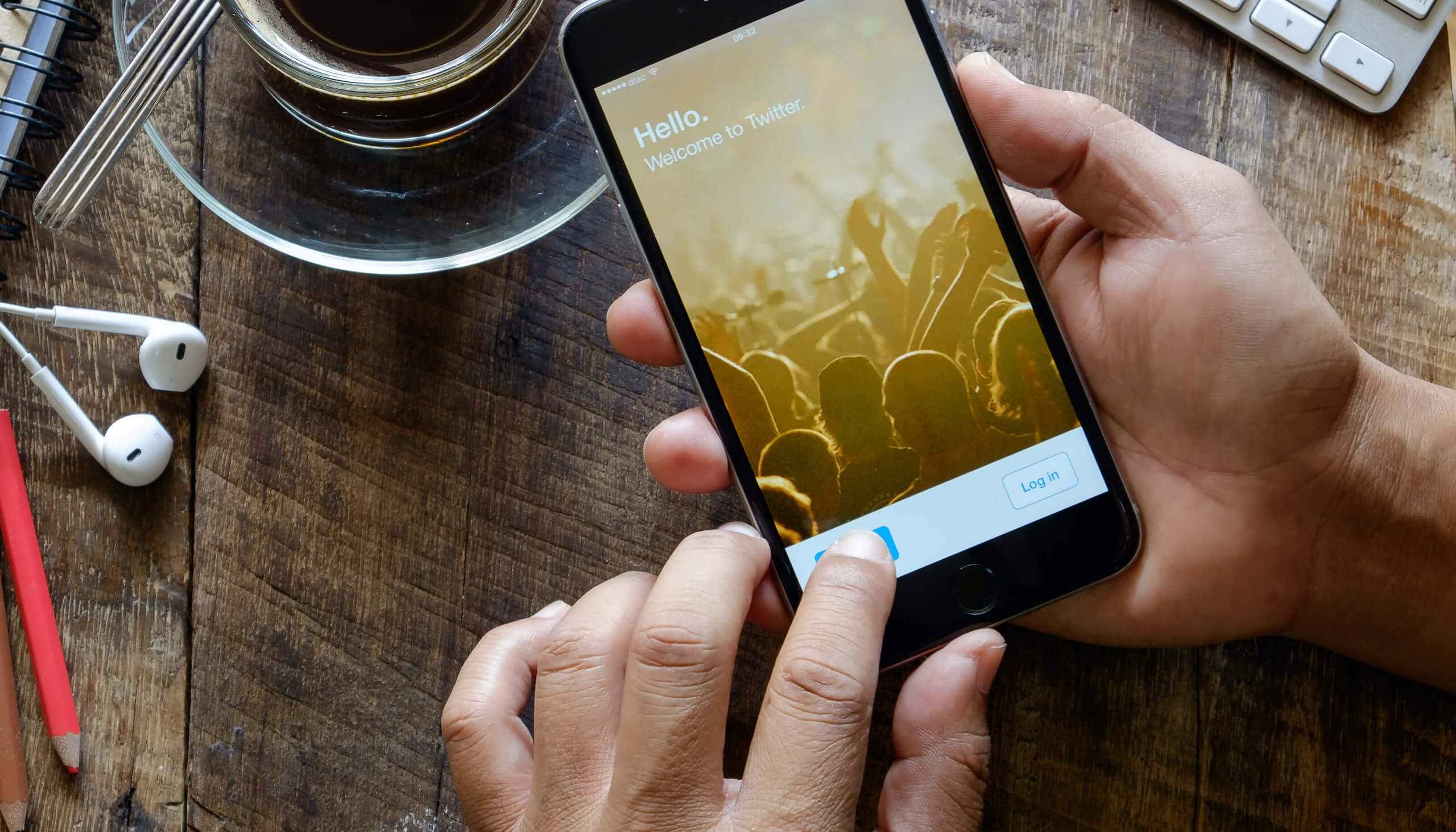 Users can now post iOS Live Photos as animated GIFs on Twitter